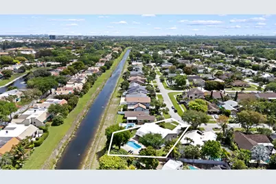 21521 E Hollandaire Dr Drive E, Boca Raton, FL 33433 - Photo 37