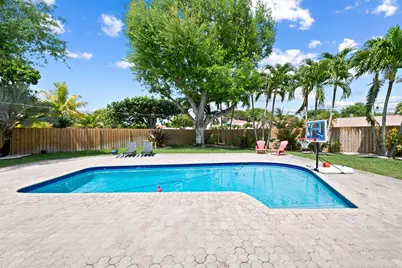 21521 E Hollandaire Dr Drive E, Boca Raton, FL 33433 - Photo 27