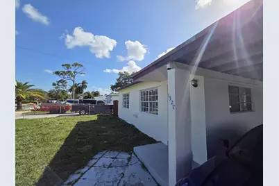1327 SW 22nd Avenue, Fort Lauderdale, FL 33312 - Photo 3