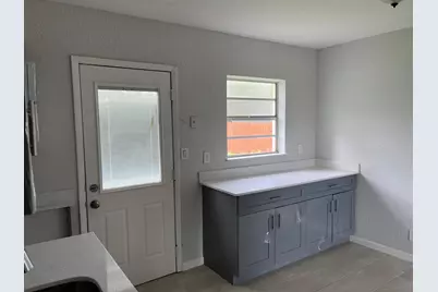 1327 SW 22nd Avenue, Fort Lauderdale, FL 33312 - Photo 9
