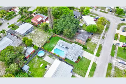 1760 NW 18th Street NW, Fort Lauderdale, FL 33311 - Photo 9