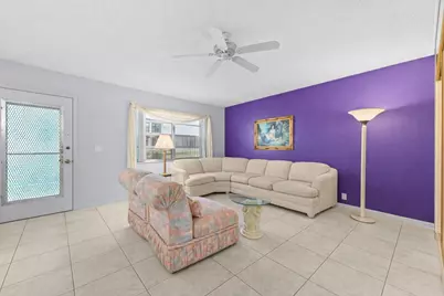 211 Piedmont E, Delray Beach, FL 33484 - Photo 11