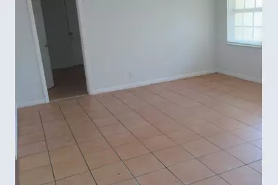 1221 SW 11th Avenue #B, Deerfield Beach, FL 33441 - Photo 3