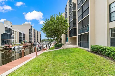 17 Royal Palm Way #103, Boca Raton, FL 33432 - Photo 25