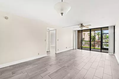 17 Royal Palm Way #103, Boca Raton, FL 33432 - Photo 7