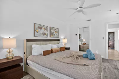 2101 NE 25th Street, Wilton Manors, FL 33305 - Photo 31