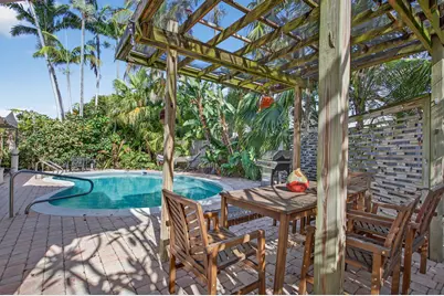 2101 NE 25th Street, Wilton Manors, FL 33305 - Photo 43