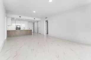 220 Lake Shore Dr, Lake Park, FL 33403 - Photo 7