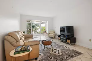 8305 Sunrise Lakes Blvd, Sunrise, FL 33322 - Photo 11