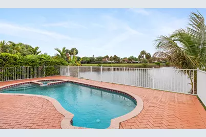 7597 NW 25th Street, Margate, FL 33063 - Photo 27