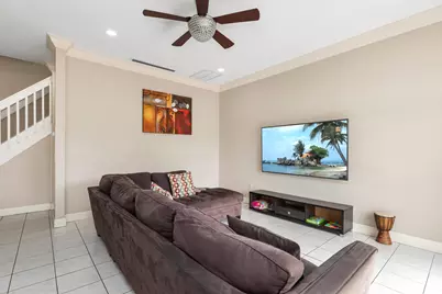 7597 NW 25th Street, Margate, FL 33063 - Photo 5