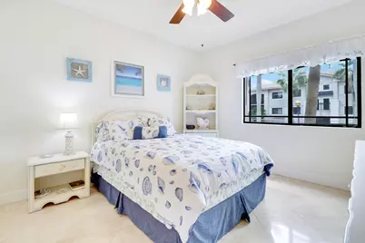 2802 Sarento Place #204, Palm Beach Gardens, FL 33410 - Photo 9