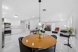 2211 NE 32nd St, Lighthouse Point, FL 33064 - Photo 29