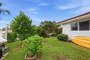 2211 NE 32nd St, Lighthouse Point, FL 33064 - Photo 65