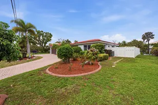 2211 NE 32nd St, Lighthouse Point, FL 33064 - Photo 21