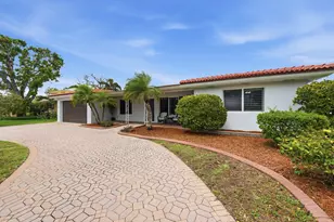 2211 NE 32nd St, Lighthouse Point, FL 33064 - Photo 19