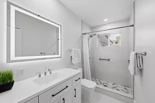 2211 NE 32nd St, Lighthouse Point, FL 33064 - Photo 39