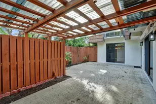 9111 SW 20th St, Davie, FL 33324 - Photo 15