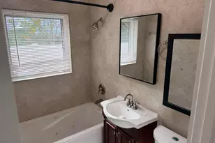 2018 NE 14th Ct, Fort Lauderdale, FL 33304 - Photo 15