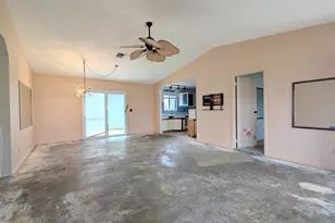 2481 SE Addison St, Port Saint Lucie, FL 34984 - Photo 5