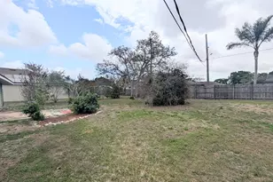 2481 SE Addison St, Port Saint Lucie, FL 34984 - Photo 3