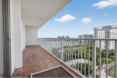 2851 NE 183rd Street #1204e, Aventura, FL 33160 - Photo 17