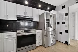 2851 NE 183rd St, Aventura, FL 33160 - Photo 5