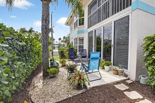 75 Venetian Dr, Delray Beach, FL 33483 - Photo 29