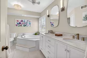 75 Venetian Dr, Delray Beach, FL 33483 - Photo 27