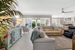 75 Venetian Dr, Delray Beach, FL 33483 - Photo 17