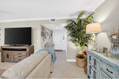 75 Venetian Drive #A-2, Delray Beach, FL 33483 - Photo 5