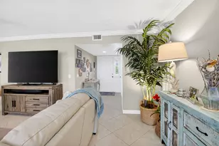 75 Venetian Dr, Delray Beach, FL 33483 - Photo 5