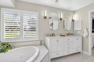 75 Venetian Dr, Delray Beach, FL 33483 - Photo 23