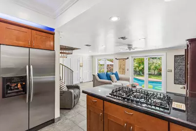 614 SE 5th Court, Fort Lauderdale, FL 33301 - Photo 9