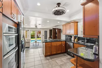 614 SE 5th Court, Fort Lauderdale, FL 33301 - Photo 11