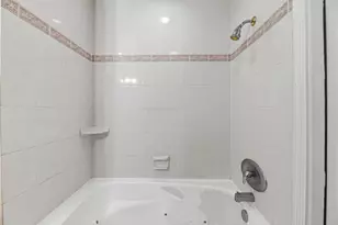 7670 NW 11th Ct, Pembroke Pines, FL 33024 - Photo 21