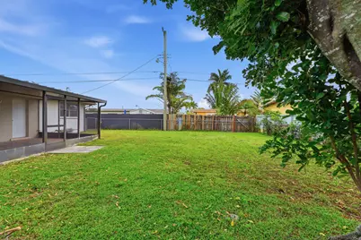 7670 NW 11th Court, Pembroke Pines, FL 33024 - Photo 25