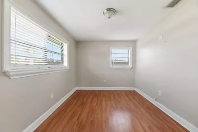 7670 NW 11th Court, Pembroke Pines, FL 33024 - Photo 13