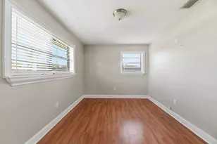7670 NW 11th Ct, Pembroke Pines, FL 33024 - Photo 13