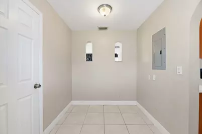 7670 NW 11th Court, Pembroke Pines, FL 33024 - Photo 11