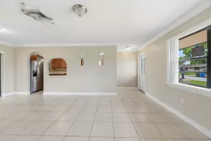 7670 NW 11th Ct, Pembroke Pines, FL 33024 - Photo 3