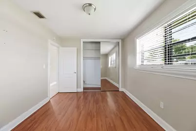 7670 NW 11th Court, Pembroke Pines, FL 33024 - Photo 15