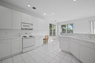 484 Otter Lane N, Jupiter, FL 33458 - Photo 7