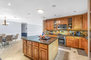 1408 SW 75th Ave, North Lauderdale, FL 33068 - Photo 9