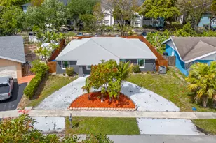 1408 SW 75th Ave, North Lauderdale, FL 33068 - Photo 3