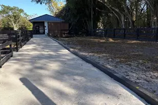 11592 E Rambling Dr, Wellington, FL 33414 - Photo 11