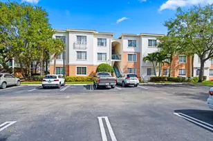 10203 Myrtlewood Cir W, Palm Beach Gardens, FL 33418 - Photo 3