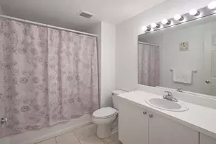 7980 N Nob Hill Rd, Tamarac, FL 33321 - Photo 19