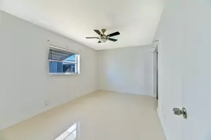 4810 NW 49th Dr, Tamarac, FL 33319 - Photo 13