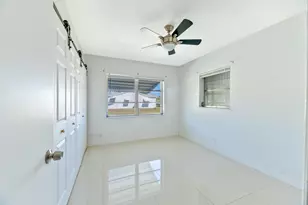 4810 NW 49th Dr, Tamarac, FL 33319 - Photo 11